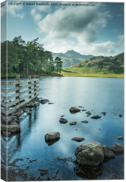 Blea Tarn with Langdale Pike in background Canvas Print by Robert Maddocks