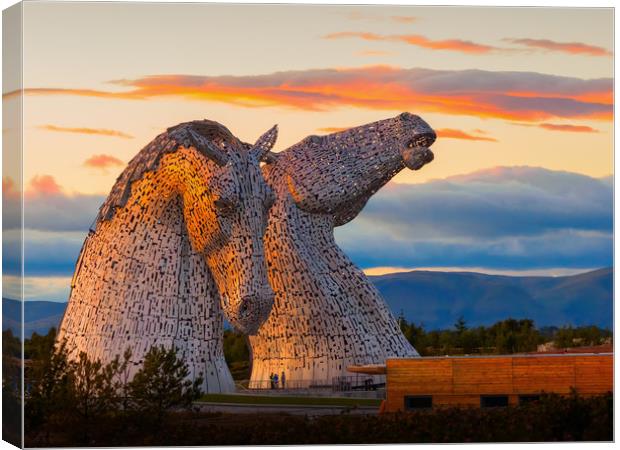 Sunset at the Kelpies. Canvas Print by Tommy Dickson