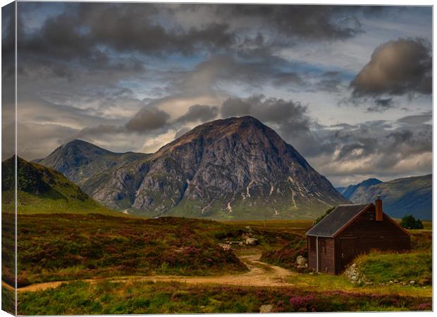 Buachaille Etive Mor. Canvas Print by Tommy Dickson