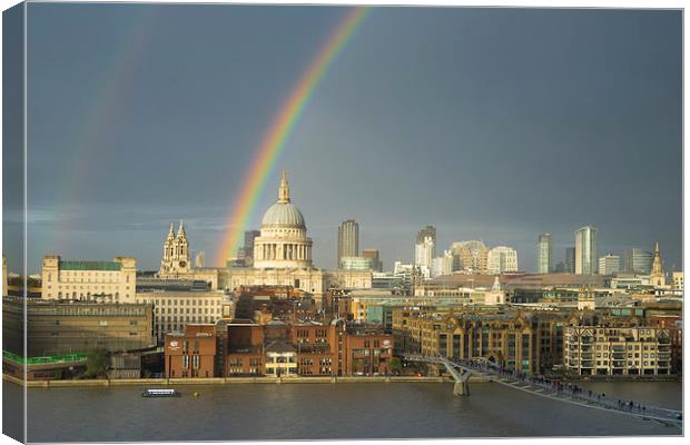  Rainbow over St Paul's Cathedral, London Canvas Print by ann stevens