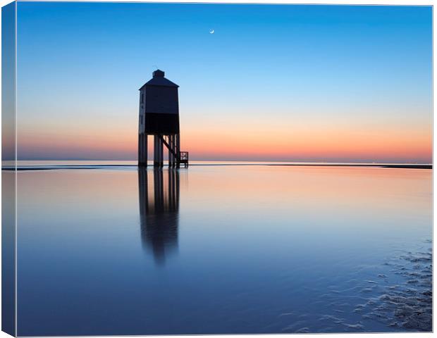 Burnham-On-Sea lighthouse, Somerset, UK, evening Canvas Print by Daugirdas Racys