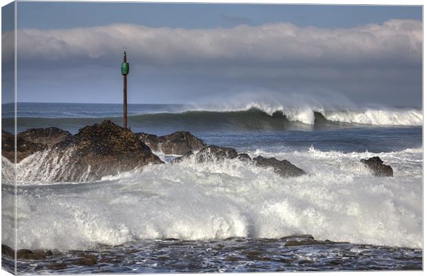 Big Waves on Bude Canvas Print by Mike Gorton