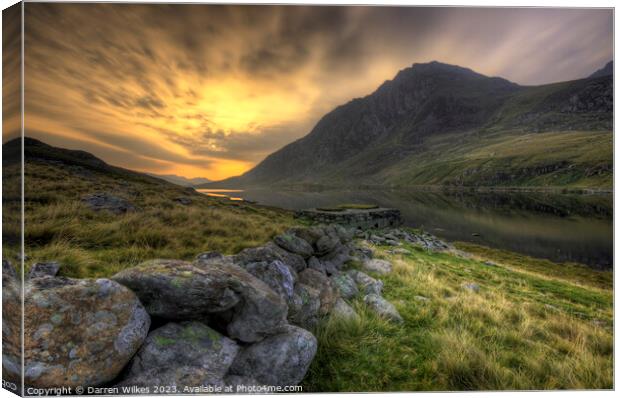 Llyn Ogwen And Tryfan In The Morning Light Canvas Print by Darren Wilkes