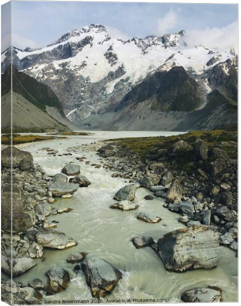 Mount Cook in New Zealand Canvas Print by Sandra Broenimann