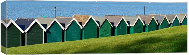 gurnard beach huts isle of wight Canvas Print by Rhona Ward