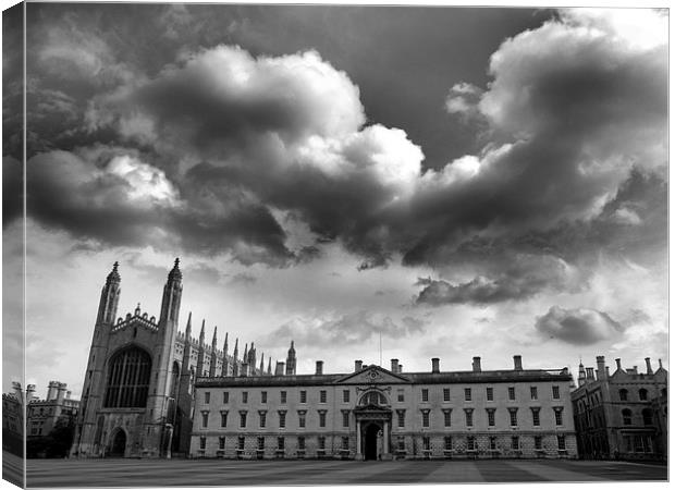 Kings College Cambridge Canvas Print by Andy Huntley