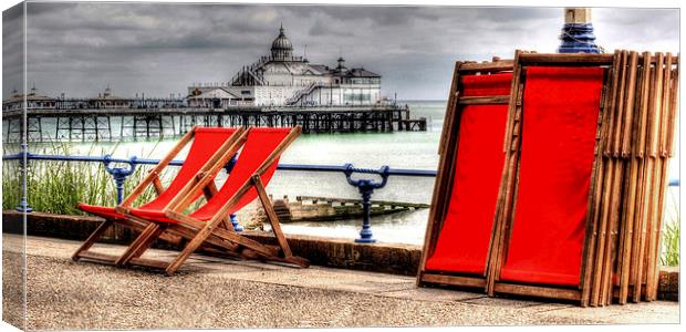 Eastbourne Pier Canvas Print by Andy Huntley