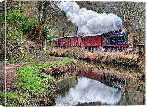 reflections of a Majestic steam locomotive Canvas Print by Alan Tunnicliffe