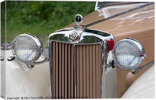 MG T type Canvas Print by Alan Tunnicliffe