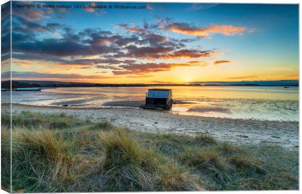 Dramatic sunset over houseboats moored in Bramble Bush Bay  Canvas Print by Helen Hotson