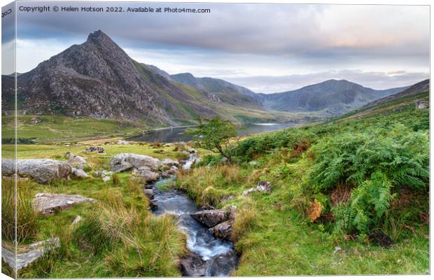 Mount Tryfan in Snowdonia Canvas Print by Helen Hotson