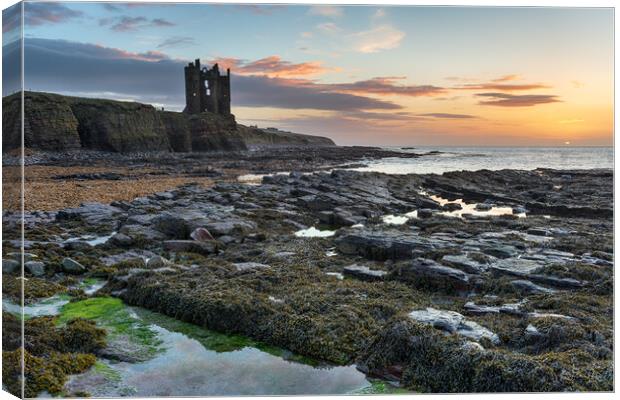 Beautiful sunrise at Keiss Castle  Canvas Print by Helen Hotson