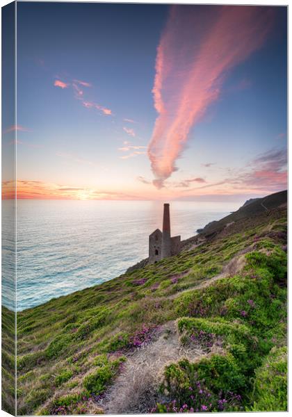Sunset over Wheal Coates Canvas Print by Helen Hotson
