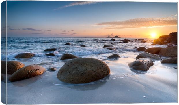 Beuatiful Cornish Beach Canvas Print by Helen Hotson