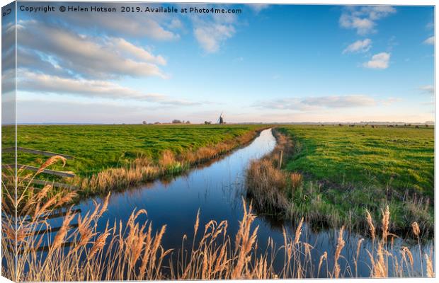 Looking out over Halvergate Marshes to Mutton's Mi Canvas Print by Helen Hotson