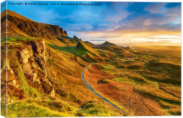 Beautiful sunrise over the Quiraing on the Isle of Canvas Print by Helen Hotson