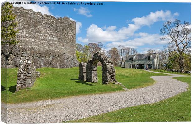 Dunstaffnage Castle Canvas Print by Bahadir Yeniceri