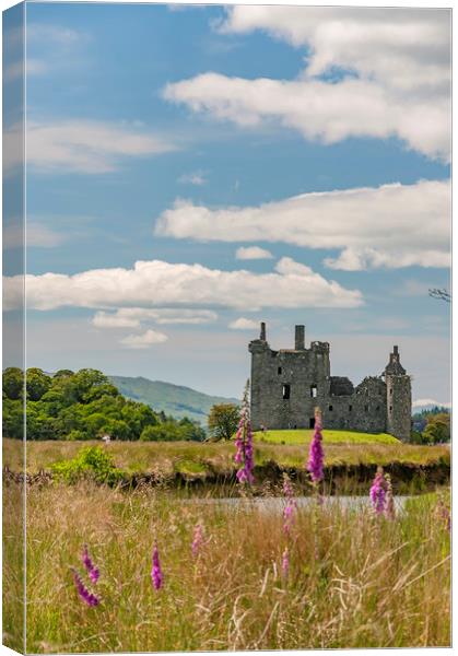 Kilchurn Castle in Scotland Canvas Print by Antony McAulay