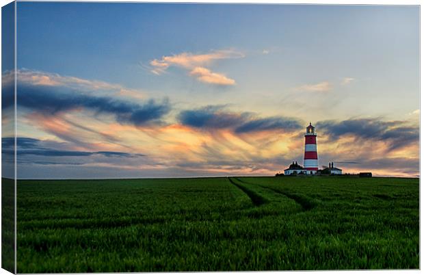 Happisburgh Lighthouse at Sunset Canvas Print by Steve Hardiman
