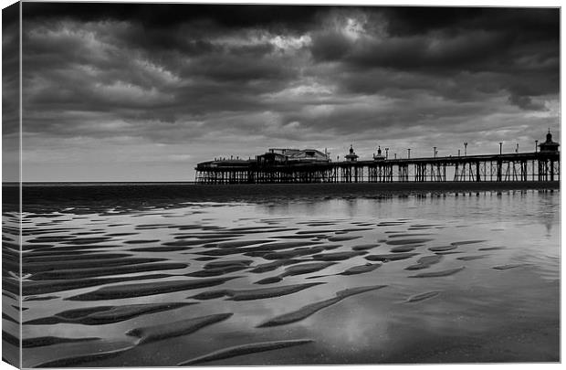 Blackpool Pier Canvas Print by Mike Janik