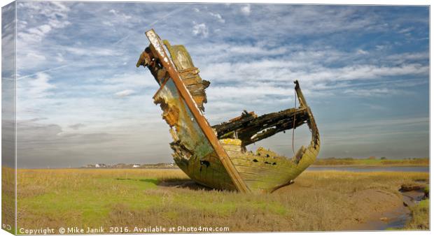Fleetwood Wreck Canvas Print by Mike Janik
