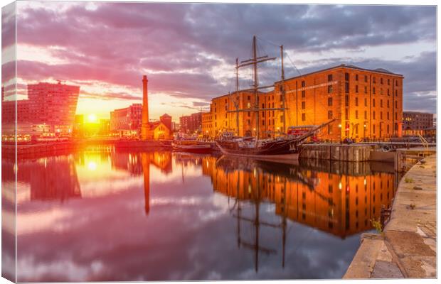 Canning Dock, Liverpool Sunrise Canvas Print by Dave Wood