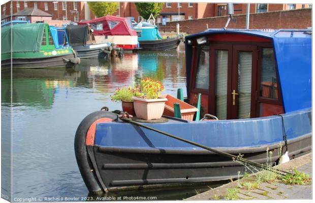Colourful Narrowboats at Stourport-on-Severn Canvas Print by RJ Bowler