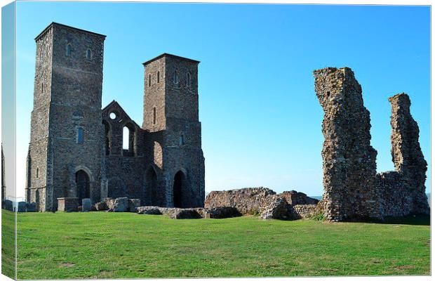 Reculver Tower. Canvas Print by Mark Franklin