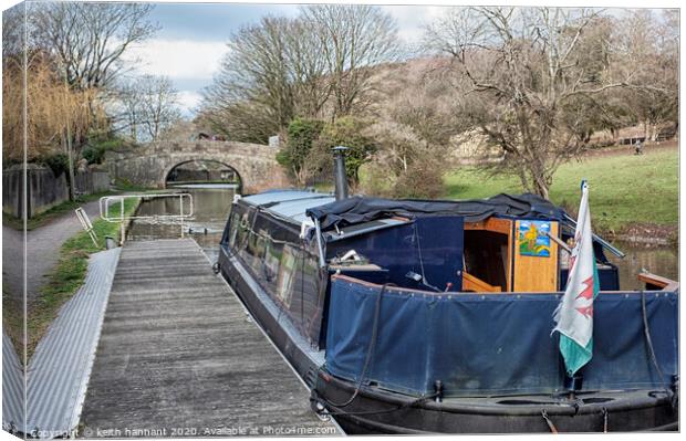 Widebeam on the Lancaster Canal Canvas Print by keith hannant