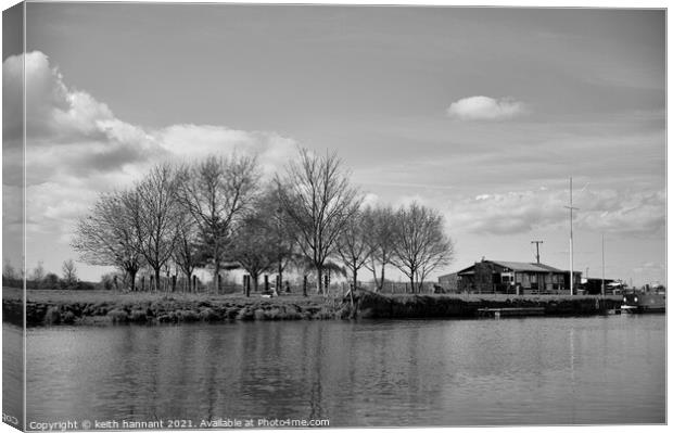 river trent scout huts in monochrome  Canvas Print by keith hannant