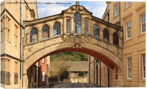 Bridge of Sighs Oxford Architecture Canvas Print by Pearl Bucknall