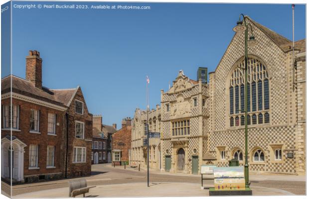 Old Kings Lynn Guildhall and Museum Canvas Print by Pearl Bucknall
