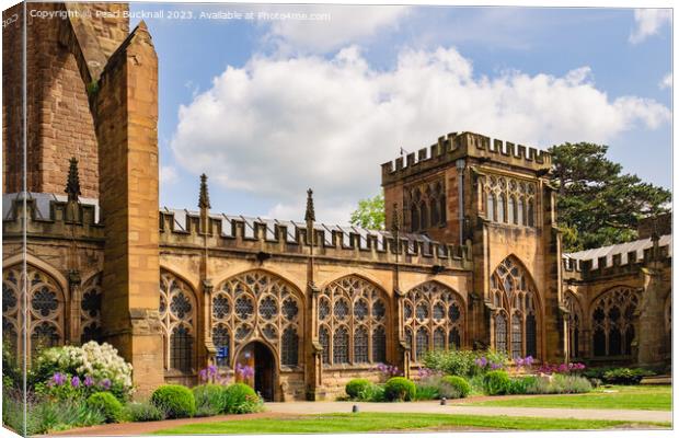 Hereford Cathedral Herefordshire Canvas Print by Pearl Bucknall