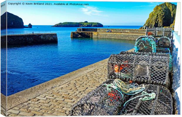 Mullion harbour Cornwall Canvas Print by Kevin Britland