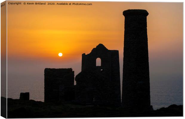 tin mine sunset cornwall Canvas Print by Kevin Britland