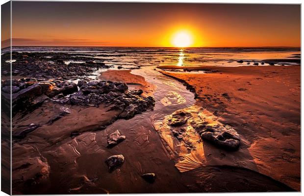 Rest bay sunset, Porthcawl Canvas Print by Dean Merry