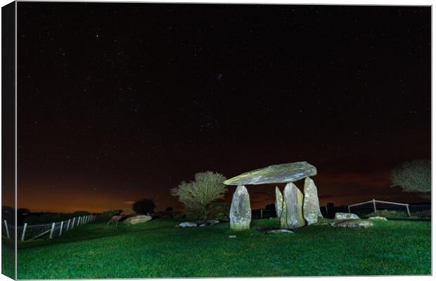 Pentre Ifan Burial Chamber Canvas Print by Dean Merry