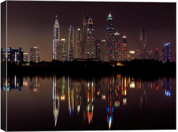 Dubai skyline reflections Canvas Print by andy myatt
