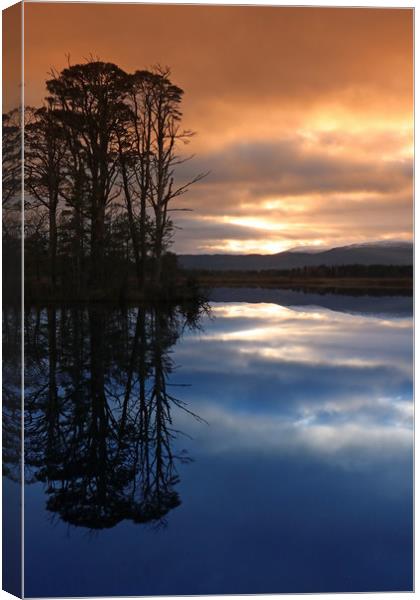 Sunset over Loch Mallachie Canvas Print by Michael Hopes