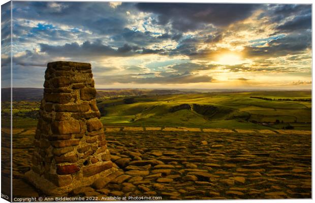 A view from Mam Tor  Canvas Print by Ann Biddlecombe