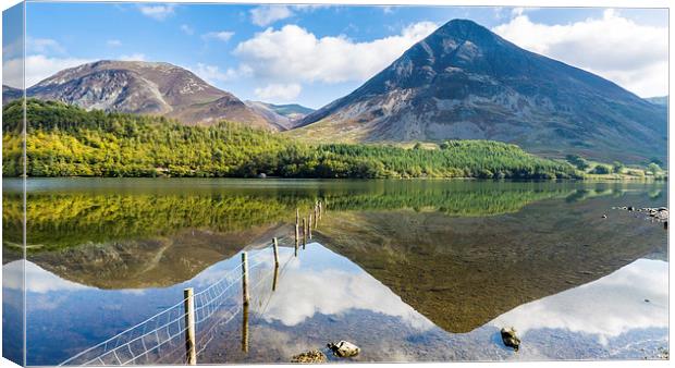 Grasmoor and Whiteside From Across Crummock Water Canvas Print by Steven Garratt