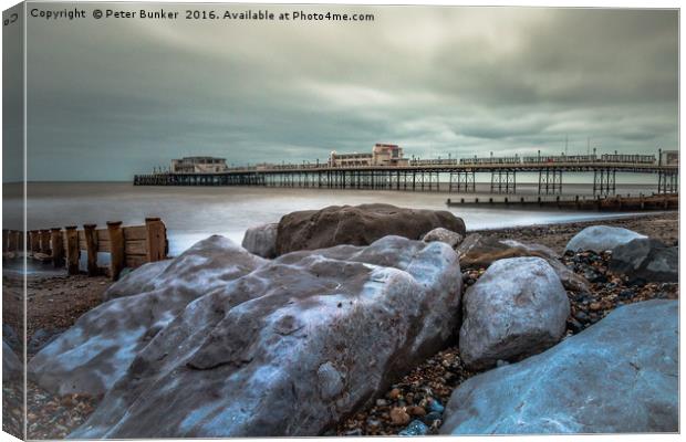 On The Rocks. Canvas Print by Peter Bunker