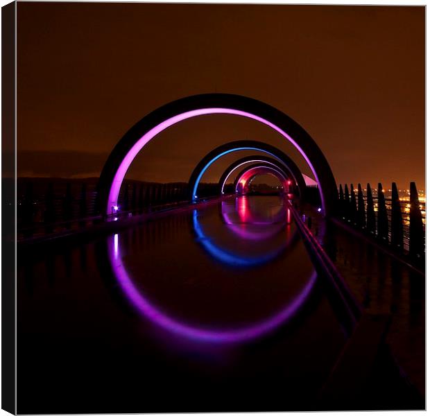 The Falkirk Wheel at night Canvas Print by Stephen Taylor