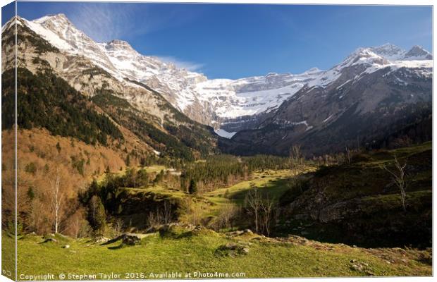 The Cirque De Gavarnie Canvas Print by Stephen Taylor