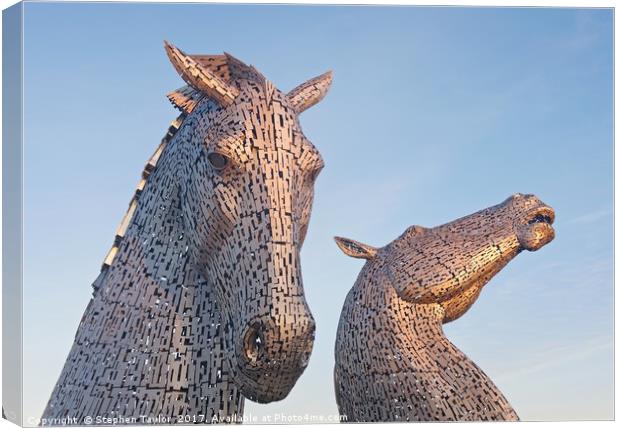 First Light at the Kelpies Canvas Print by Stephen Taylor