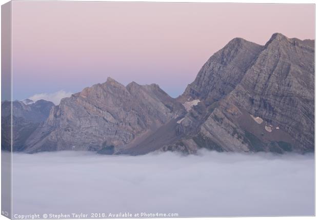 Dusk over the top of Gavarnie Canvas Print by Stephen Taylor