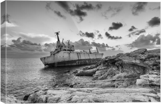 Wreck of the Edro 3 in monochrome. Canvas Print by Mark Godden
