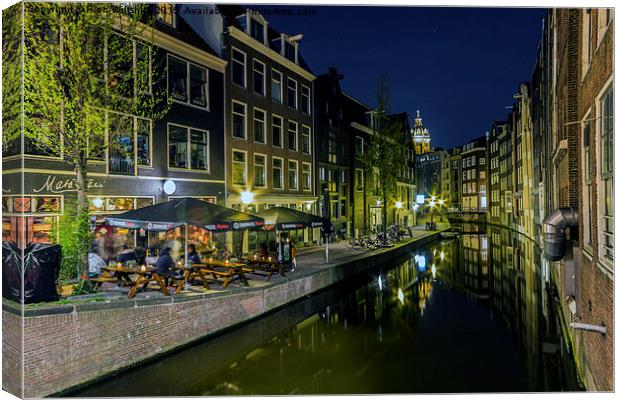  Reflections in the canal, amsterdam Canvas Print by Rich Wiltshire