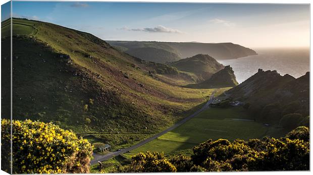  Valley of the Rocks Canvas Print by Bob Small