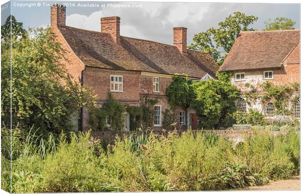  Flatford Mill Cottages Canvas Print by Tina Fry